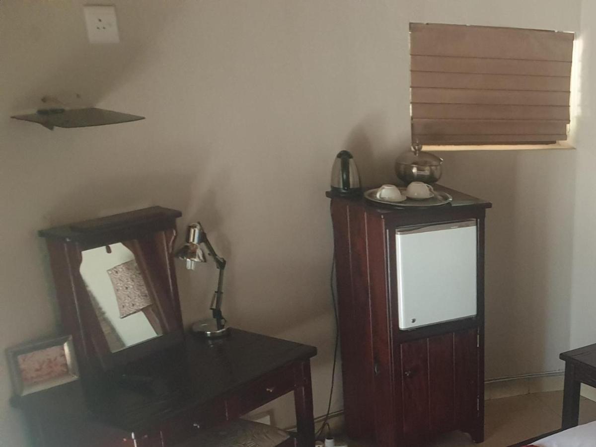 La Rochelle Lodge Namibia 楚梅布 外观 照片