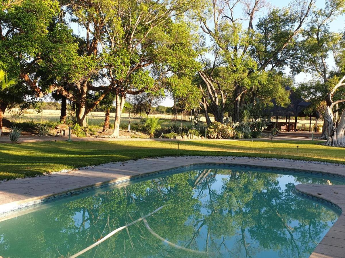 La Rochelle Lodge Namibia 楚梅布 外观 照片